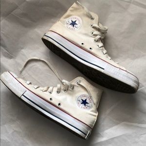 White Converse High Tops! Wms 10. Mns 8